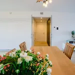 New Sunny With 2 Large Terraces Appartement *