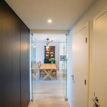 New Sunny With 2 Large Terraces דירה *