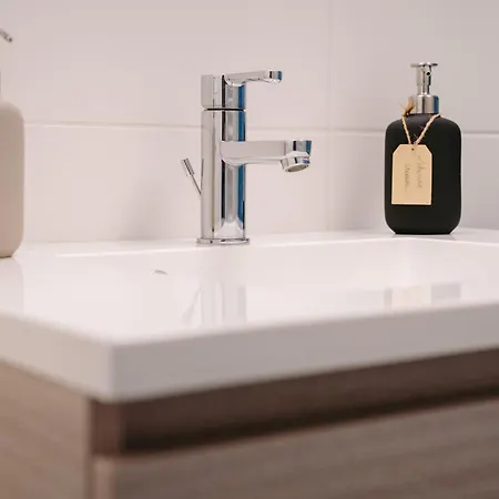 New Sunny With 2 Large Terraces *