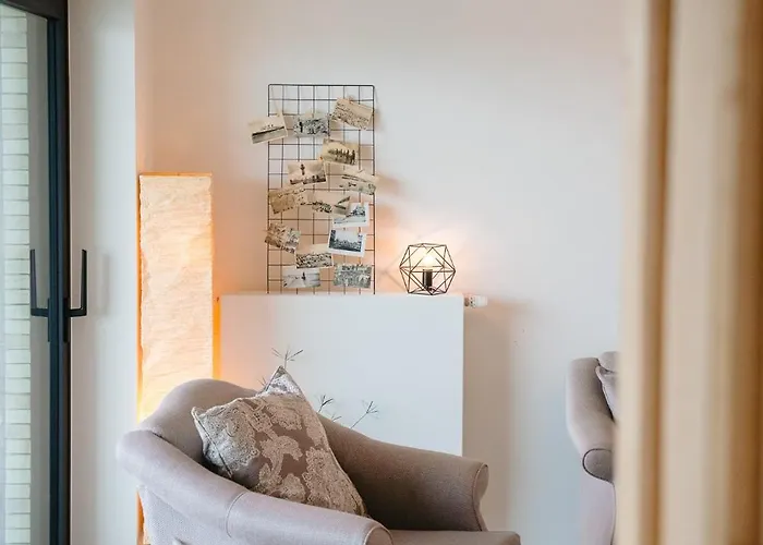 New Sunny With 2 Large Terraces Appartement Oostende