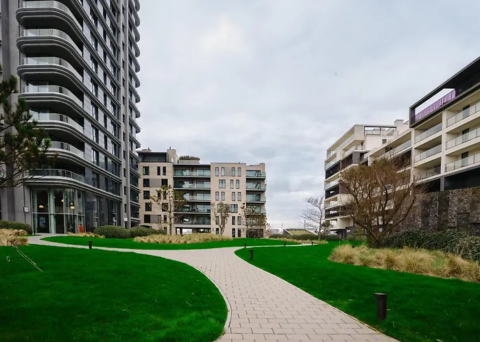 New Sunny With 2 Large Terraces Appartement Oostende