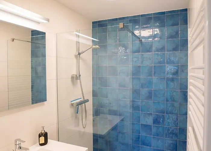 New Sunny With 2 Large Terraces Oostende