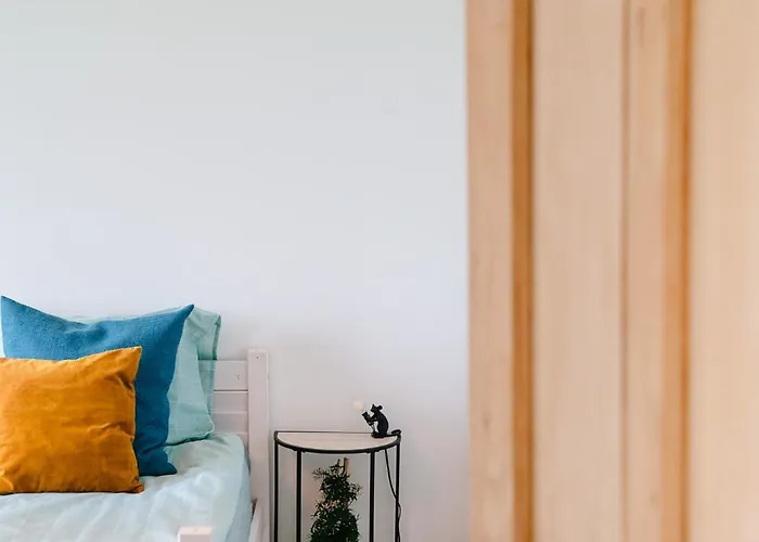 New Sunny With 2 Large Terraces *