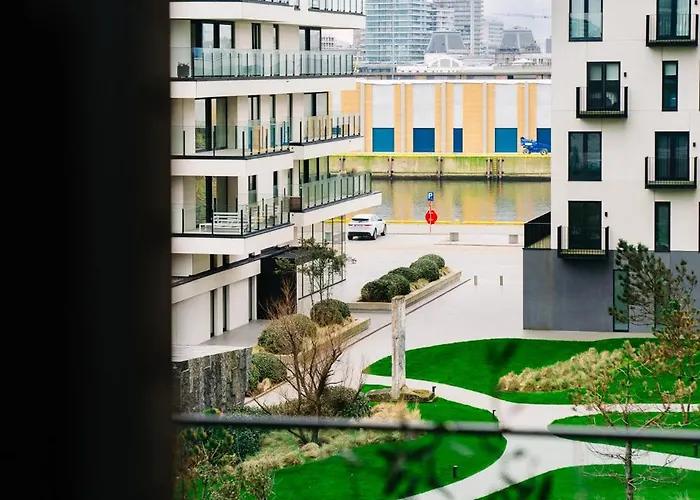 New Sunny With 2 Large Terraces Ostende